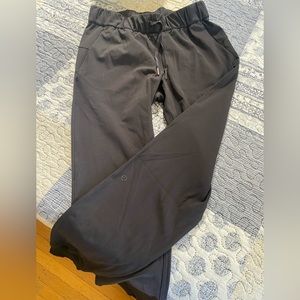 Lululemon Stretch High Rise (On the Fly) Joggers size 4 Black